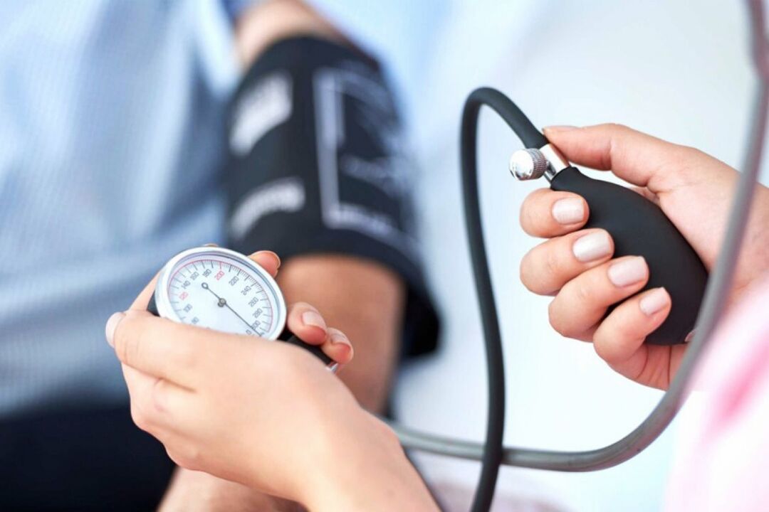 Creșterea persistentă a tensiunii arteriale - un semn de hipertensiune arterială